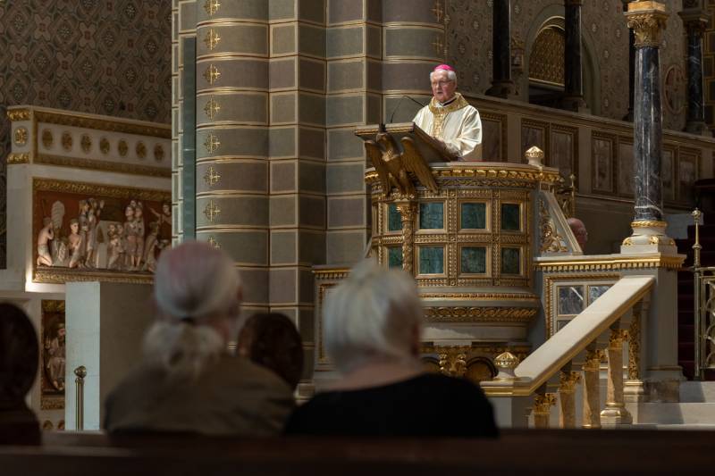 2024_04_12_elhunyt puspokok_19.jpg